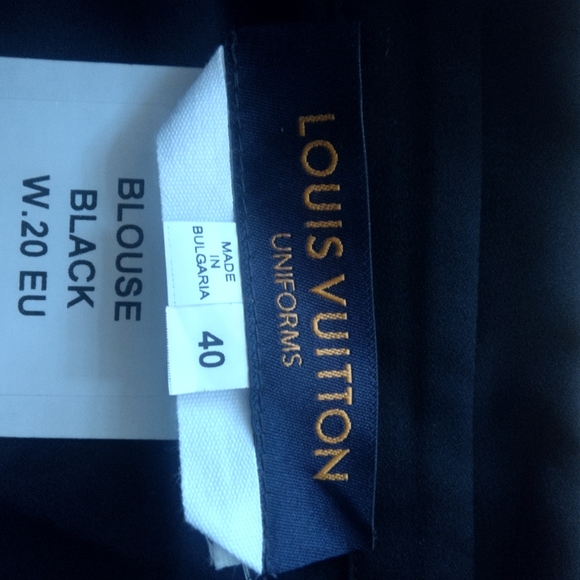 100% Authentic Louis Vuitton black blouse - Picture 3 of 6